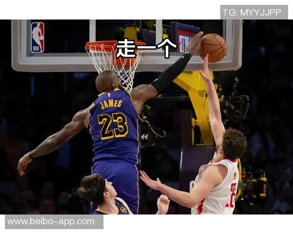 东子与老詹短信互动揭秘里夫斯自嘲投丢14个球太菜了 东子与老詹短信互动揭秘里夫斯自嘲投丢14个球太菜了