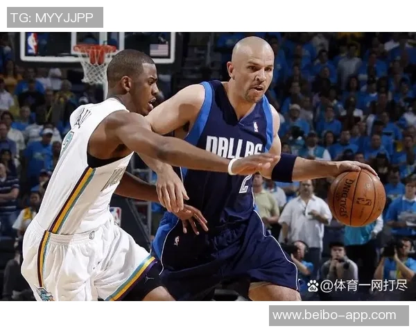 两位传奇控卫保罗与基德场边畅谈助攻榜第二第三的精彩瞬间回顾