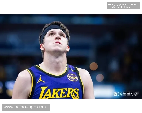 里夫斯明年或签4年18亿合同联盟普遍看好其起步薪资3000万 里夫斯明年或签4年18亿合同联盟普遍看好其起步薪资3000万