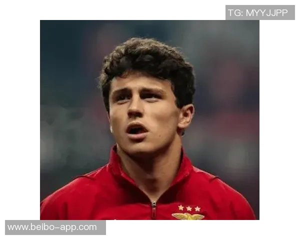 巴黎总监坎波斯透露将引进外租球员提升卫星俱乐部实力 巴黎总监坎波斯透露将引进外租球员提升卫星俱乐部实力