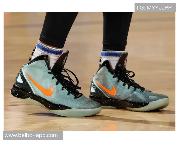 灰蓝色调魅力尽显肯塔基推出全新科比5PE球鞋设计 灰蓝色调魅力尽显肯塔基推出全新科比5PE球鞋设计