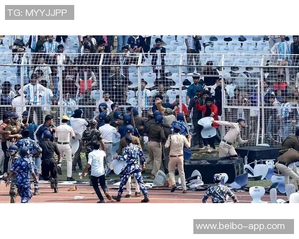 梅西训练引发球迷热潮自带便当混入场地成热议话题